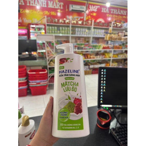 Sữa Tắm Hazeline Sáng Mịn Rạng Ngời Matcha & Lựu Đỏ 1kg